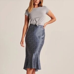 Satin Midi mermaid Skirt Small Dot Pattern